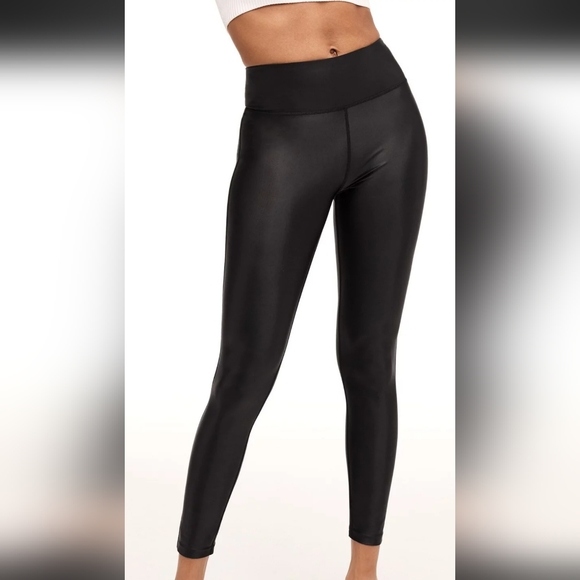 Walk Pop "Gia" Glossy Leggings - Picture 2 of 8